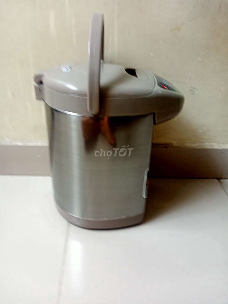 Bình thủy điện bình đun nước như hình xài tốt. Mua bán Bếp, lò, đồ điện nhà bếp tại Quận 10 Tp Hồ Chí Minh được đăng bởi Huyền Diệu hình 3