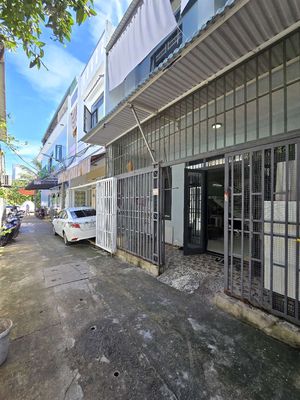 Bán nhà 2 tầng kiệt oto cách bến xe Đà Nẵng 2km
70m2.
Giá 3ty350. Mua bán nhà ở tại Quận Cẩm Lệ Đà Nẵng được đăng bởi Huỳnh Nga