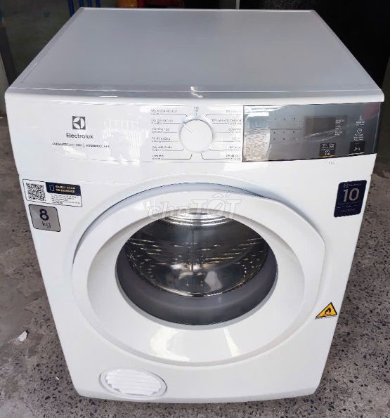 Máy sấy thông hơi Electrolux 8 kg EDV804H3WC 2024