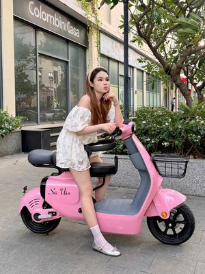 Xe đạp điện màu hồng côn suất 500W. Mua bán Xe điện tại Huyện Thủ Thừa Long An được đăng bởi Đồng Đức