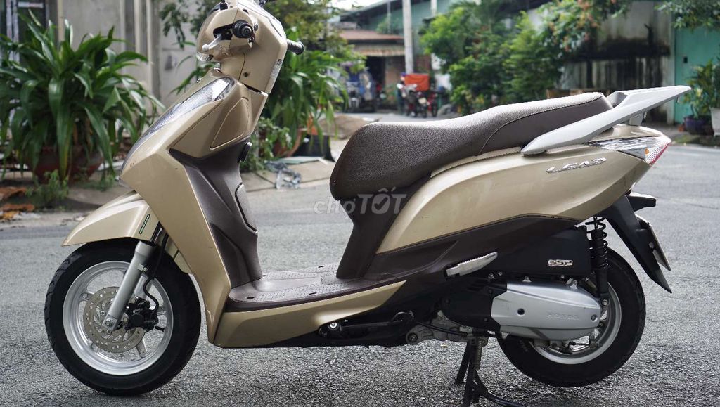 Honda Lead 125cc - 2017 - Biển SG Xe Chất. Mua bán Xe máy tại Quận Tân Phú Tp Hồ Chí Minh được đăng bởi Đỗ Hoàng hình 7