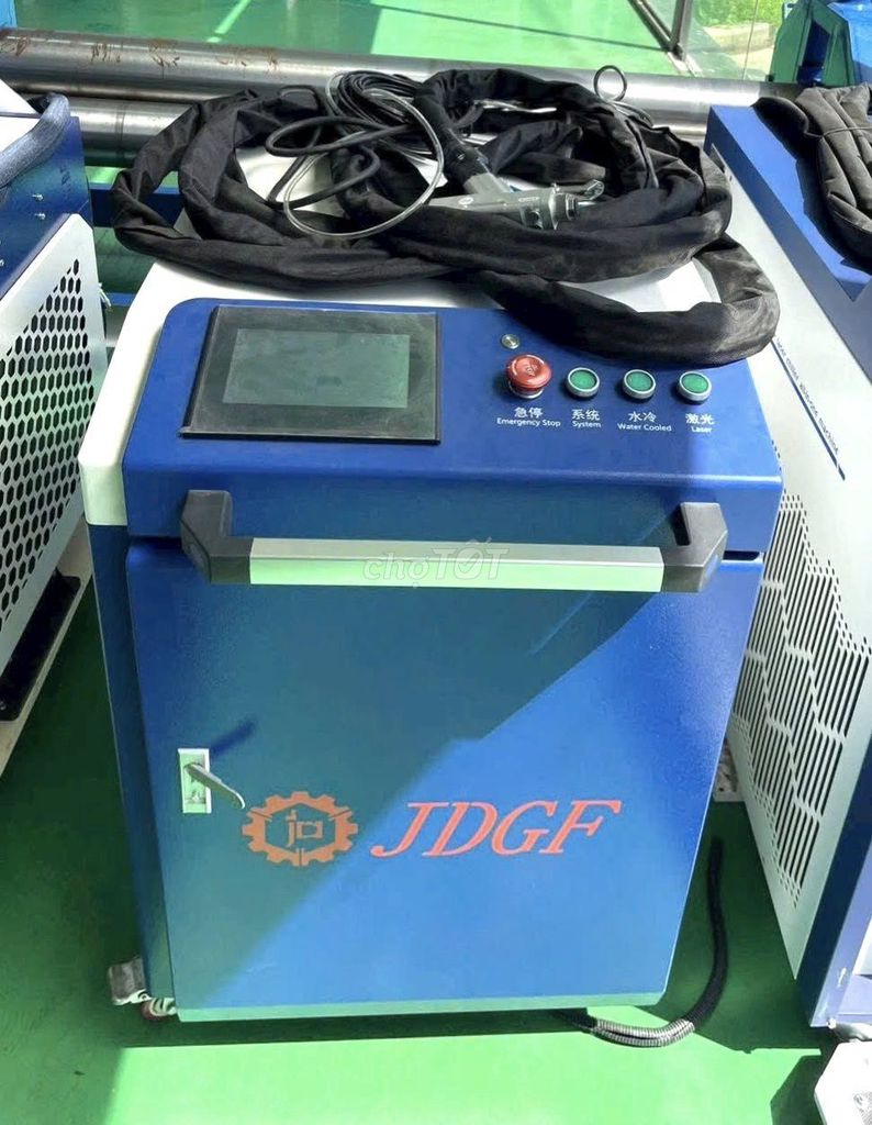 Máy hàn laser cầm tay 3000W. Mua bán Đồ chuyên dụng, Giống nuôi trồng tại Thành phố Phúc Yên Vĩnh Phúc được đăng bởi Thảo Anh Laser CNC hình 1