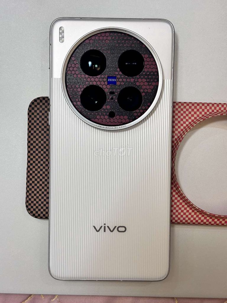 Vivo X200 ULTRA 256GB Bạc 99%. Mua bán Điện thoại tại Huyện Thiệu Hóa Thanh Hóa được đăng bởi Quỳnh Đẹp Trai hình 1