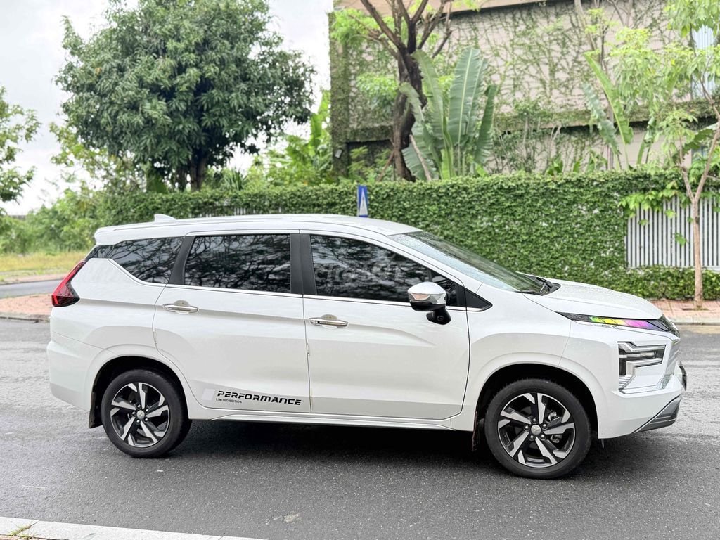 Xpander 2024 Premium 1.5 AT - 9000 km siêu lướt. Mua bán Ô tô tại Quận Hải Châu Đà Nẵng được đăng bởi Nguyễn Vương Auto hình 3