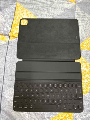 Apple Smart Keyboard Folio cho iPad Air 11/Pro 11. Mua bán Phụ kiện (Màn hình, Chuột...) tại Quận Hoàn Kiếm Hà Nội được đăng bởi Bébé