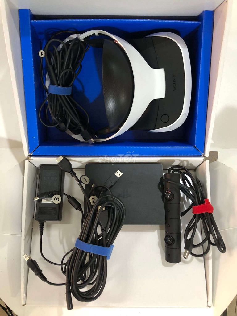 Kính thực tế ảo Sony PlayStation VR V2. Mua bán Thiết bị chơi game tại Quận Tân Phú Tp Hồ Chí Minh được đăng bởi Dan hình 1