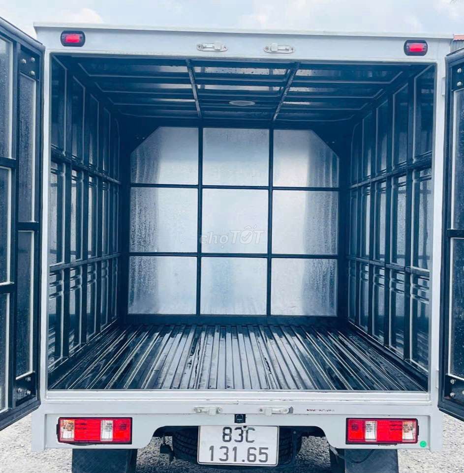 Bán gấp thaco 990kg đời 2024 thùng kín 2m3. Mua bán Xe tải, xe ben tại Thành phố Thuận An Bình Dương được đăng bởi Xe tải Bình Dương hình 4