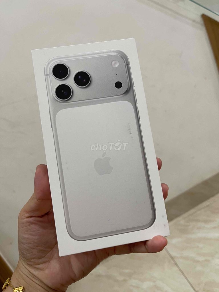 Apple iPhone 17 Pro Max 256GB Bạc Mới. Mua bán Điện thoại tại Quận Thanh Khê Đà Nẵng được đăng bởi Tên chưa cung cấp hình 1