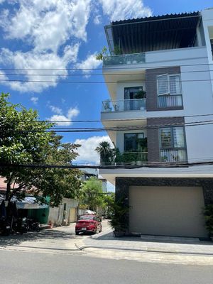 nhà 2mt trưng nữ vương 4 tầng siêu đẹp đối diện công viên. Mua bán nhà ở tại Quận Hải Châu Đà Nẵng được đăng bởi THẾ VŨ