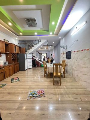 Аренда · 4 комн. · 100 м² · Quận Cẩm Lệ, ул. Đường Nguyễn Phong Sắc