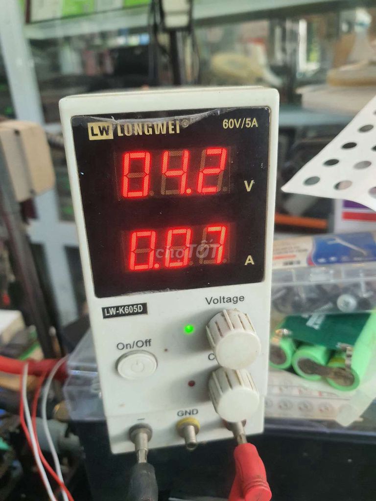 Nguồn cấp điện LONGWEI LW-K605D. Mua bán Đồ chuyên dụng, Giống nuôi trồng tại Huyện Gia Lộc Hải Dương được đăng bởi Chien Lan Gl hình 1
