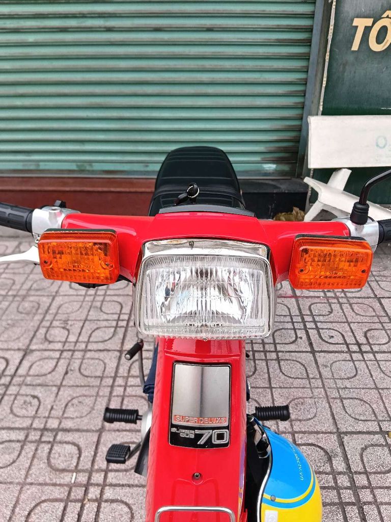 Honda Cup DD 70 Красный Сайгон