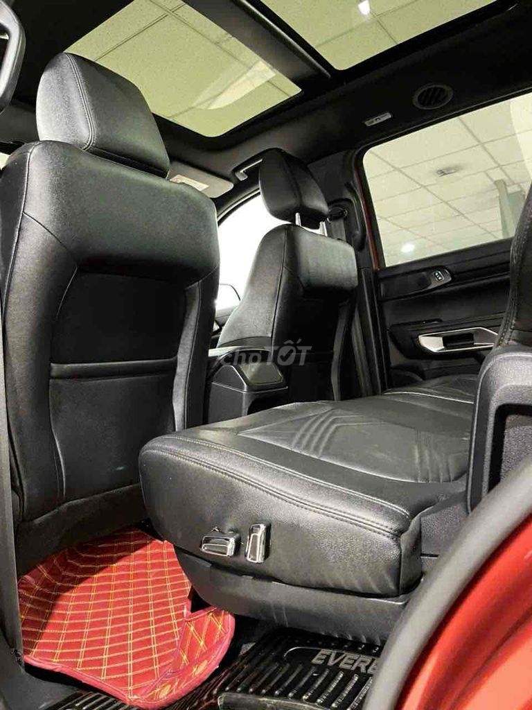 Ford Everest 2023 Titanium 2.0 AT 4x2 - 51.000 km. Mua bán Ô tô tại Quận 3 Tp Hồ Chí Minh được đăng bởi Trí Xe Ford hình 12