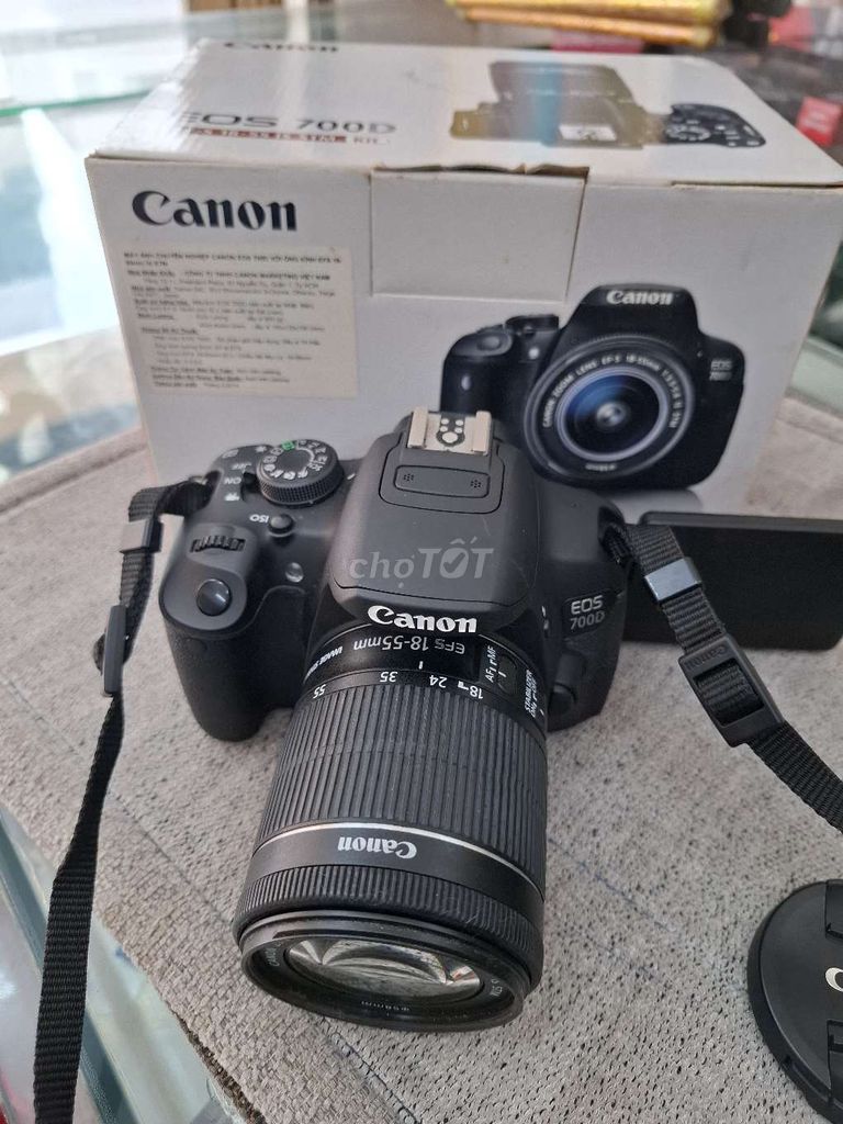 Canon 700d kit full box .mới keng