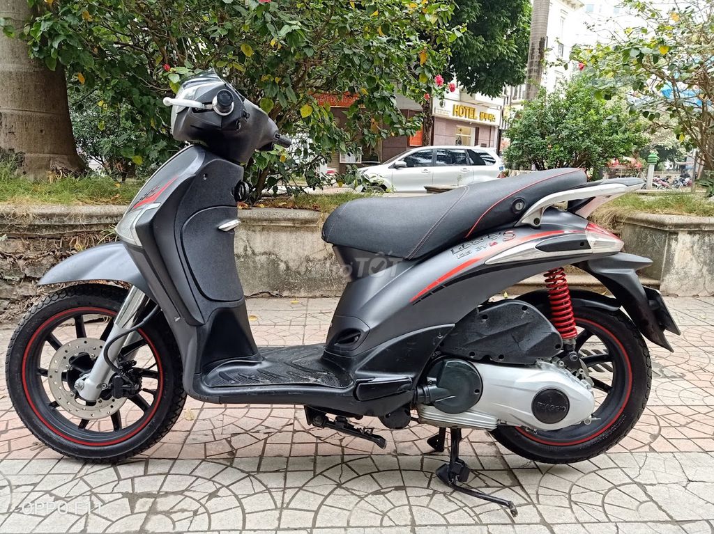 Piaggio Liberty 125 3Vie Màu xám  Chính Chủ 2019. Mua bán Xe máy tại Quận Cầu Giấy Hà Nội được đăng bởi Trí Thành hình 4