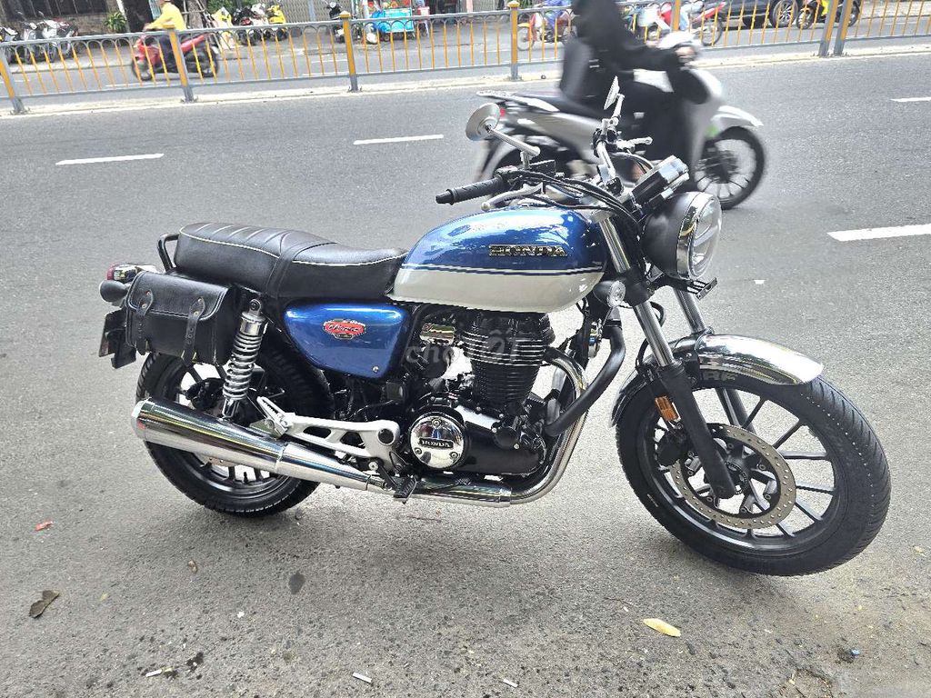 Cb350 H.Ness Bản special DLX PRO mua mới gần 200tr. Mua bán Xe máy tại Quận Thanh Khê Đà Nẵng được đăng bởi Quý Moto Cycle 21 điện biên phủ Đà Nẵng hình 4