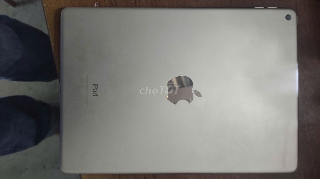 Apple iPad Air 2 64GB Vàng. Mua bán Máy tính bảng tại Huyện Bình Chánh Tp Hồ Chí Minh được đăng bởi Ao Cá hình 1