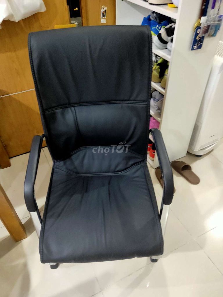 Ghế gia đốc . Mua bán Đồ dùng văn phòng tại Quận 7 Tp Hồ Chí Minh được đăng bởi Quang Martin hình 1