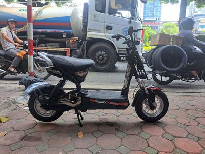Bán xe điện Giant m133 plus. Mua bán Xe điện tại Quận Đống Đa Hà Nội được đăng bởi Thiên Hương