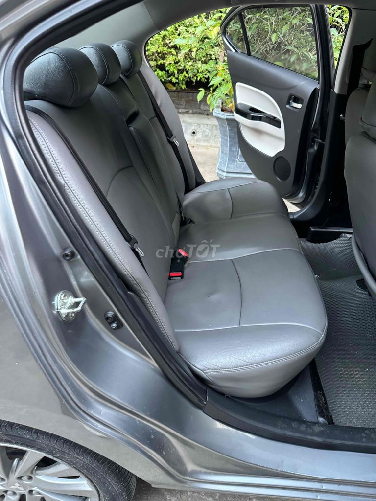 Mitsubishi Attrage 2016 - số tự động rộng rãi. Mua bán Ô tô tại Quận Nam Từ Liêm Hà Nội được đăng bởi phạm phương nga hình 8