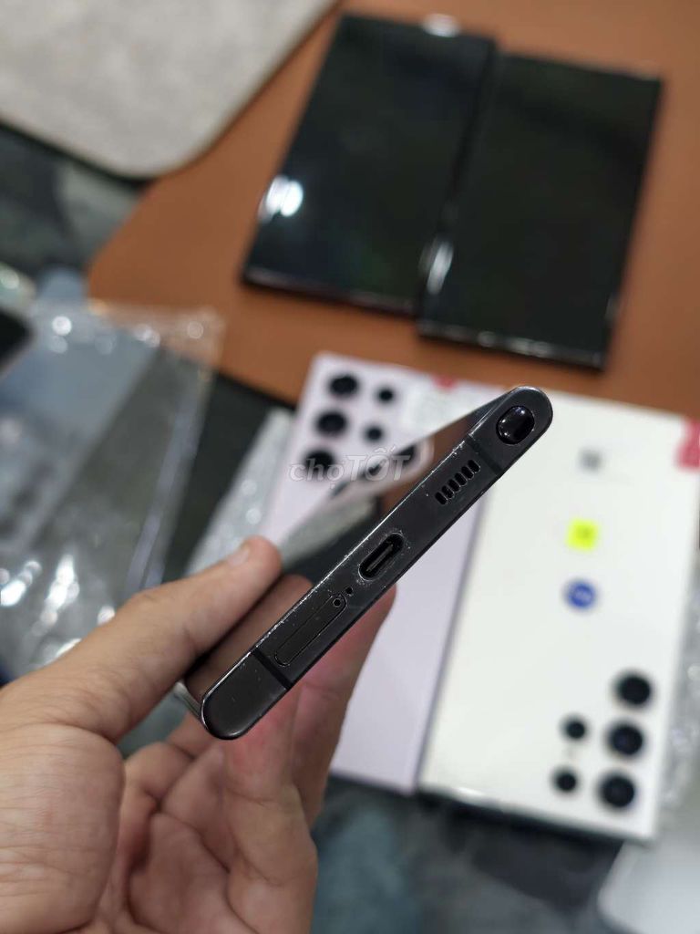Samsung S22 Ultra Đen Màn bể kính. Mua bán Điện thoại tại Quận Thanh Khê Đà Nẵng được đăng bởi Mobigo hình 1