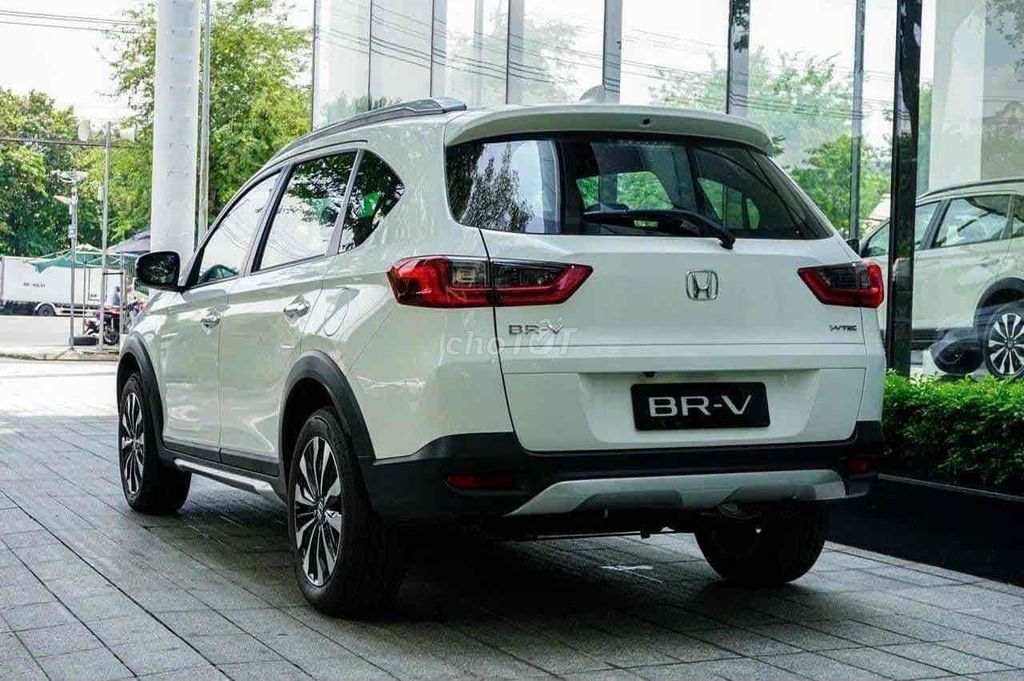 Honda BR-V Khuyến mãi 100% Lệ Phí trước bạ. Mua bán Ô tô tại Quận Hải Châu Đà Nẵng được đăng bởi Cẩm Thi Honda Đà Nẵng hình 4
