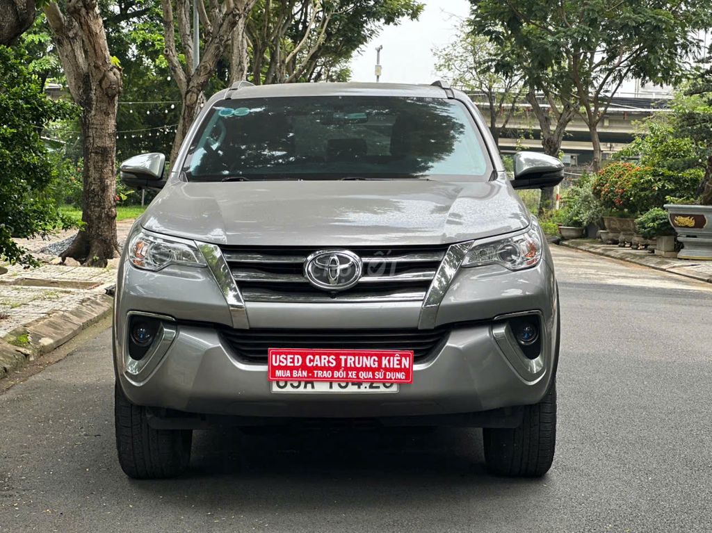 FORTUNER 2018 SỐ SÀN MÁY DẦU NHẬP KHẨU GIÁ CỰC Rẻ. Mua bán Ô tô tại Quận 7 Tp Hồ Chí Minh được đăng bởi USED CARS TRUNG KIÊN hình 6