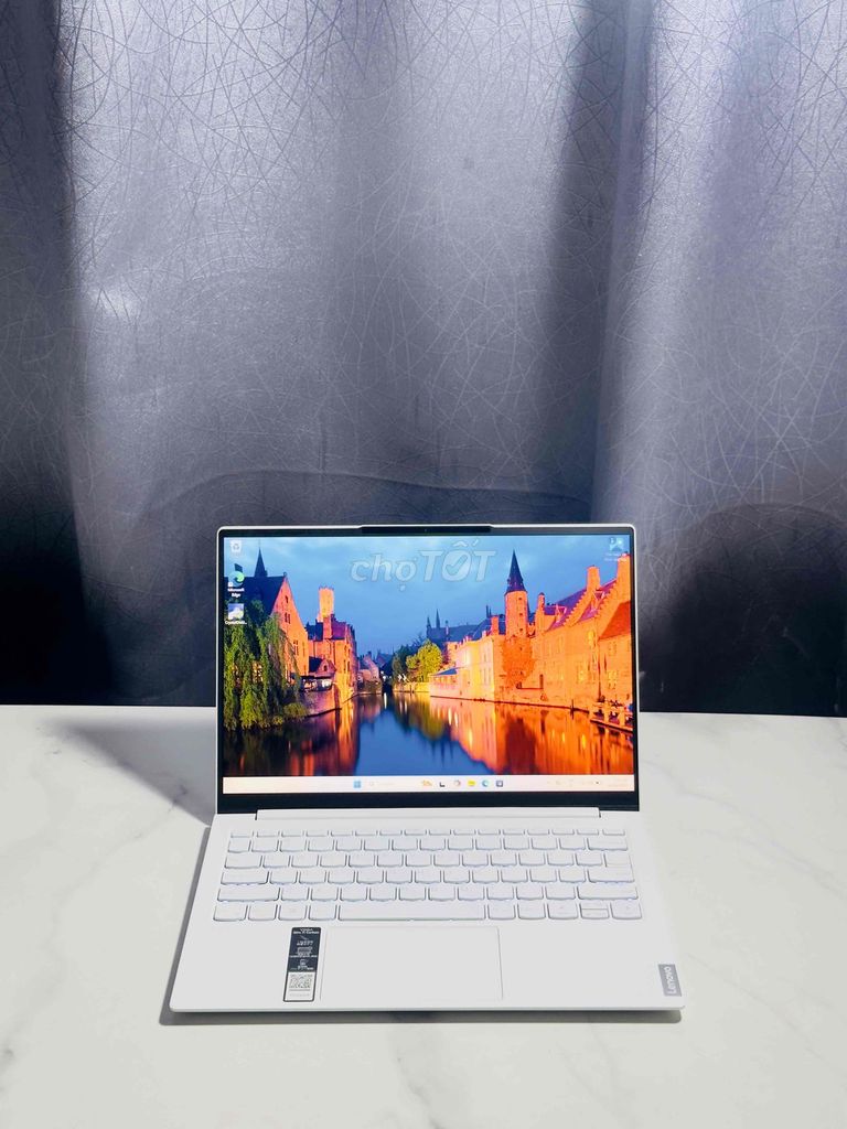Lenovo YOGA 7i Carbon Nhẹ 0.9kg Màn 2k5 Nguyên Zin. Mua bán Laptop tại Quận Gò Vấp Tp Hồ Chí Minh được đăng bởi Duy Lê hình 1