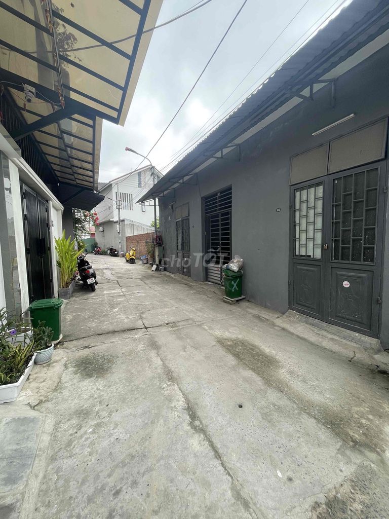 phòng đường Phạm Viết Chánh có máy lạnh giá tốt