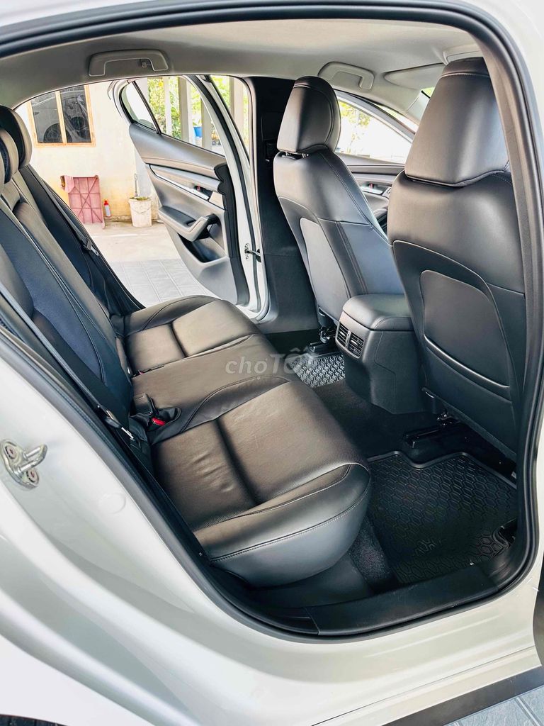 Mazda 3 2020 1.5L Luxury - 31000 km chỉ 498Tr. Mua bán Ô tô tại Huyện Bắc Tân Uyên Bình Dương được đăng bởi Ô Tô Quân Bồ Bình Dương hình 15