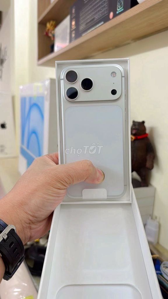 Apple iPhone 17 Pro Max 512GB Bạc Like New. Mua bán Điện thoại tại Quận 10 Tp Hồ Chí Minh được đăng bởi Hội Đồ Điện Tử hình 1