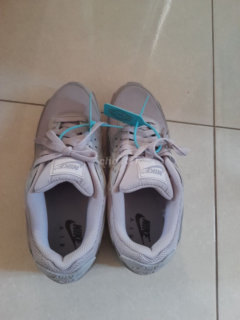 Giày thể thao Nike Air Max 90 Xám. Mua bán Giày dép tại Huyện Gia Bình Bắc Ninh được đăng bởi sneaker hình 1