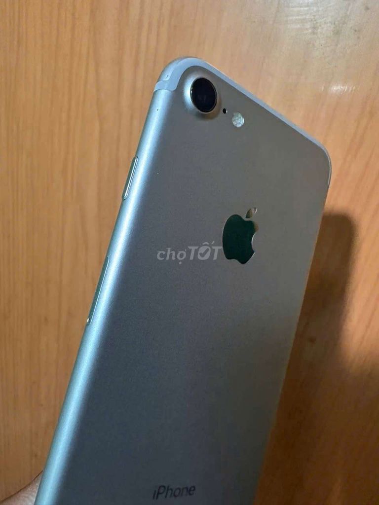 iPhone 7G QT zin đẹp. Mua bán Điện thoại tại Quận Ninh Kiều Cần Thơ được đăng bởi Đoàn Kha hình 1