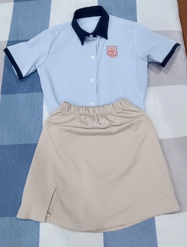 Đồng phục học sinh Nữ Vải size 6T. Mua bán Quần áo tại Thành phố Vũng Tàu Bà Rịa - Vũng Tàu được đăng bởi Alex hình 1