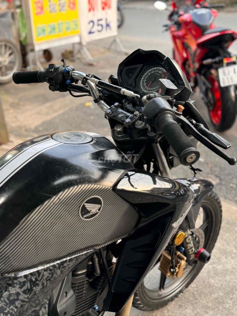 Cần bán Honda RR150 2014 Biển SG 9 chủ kya giấy. Mua bán Xe máy tại Quận Bình Tân Tp Hồ Chí Minh được đăng bởi Việt Motor Bình Tân hình 8