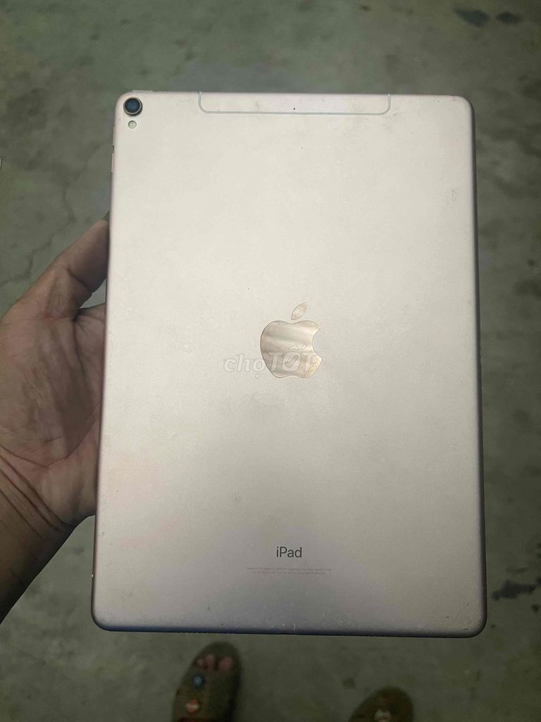 Apple iPad Vàng hồng 10.5 pro. Mua bán Máy tính bảng tại Thành phố Thủ Đức Tp Hồ Chí Minh được đăng bởi Nguyen Mừng hình 1