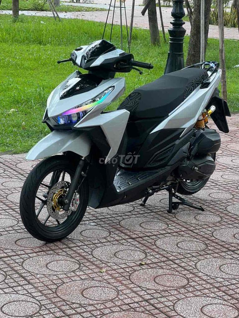 Honda Vario 150 2017 Bạc posche kiểng đẹp 9 chủ