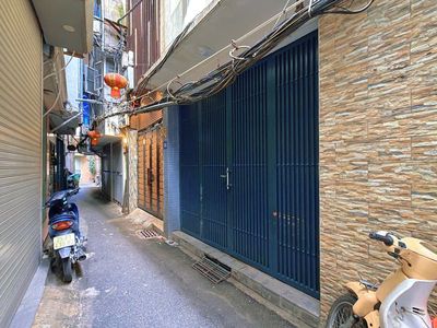 Nhà phố 61 m² · 4 PN · Đường Thụy Khuê