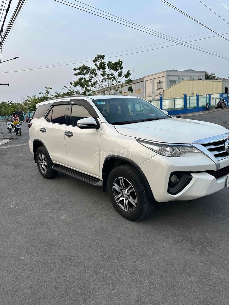 Toyota Fortuner 2017 photo 4