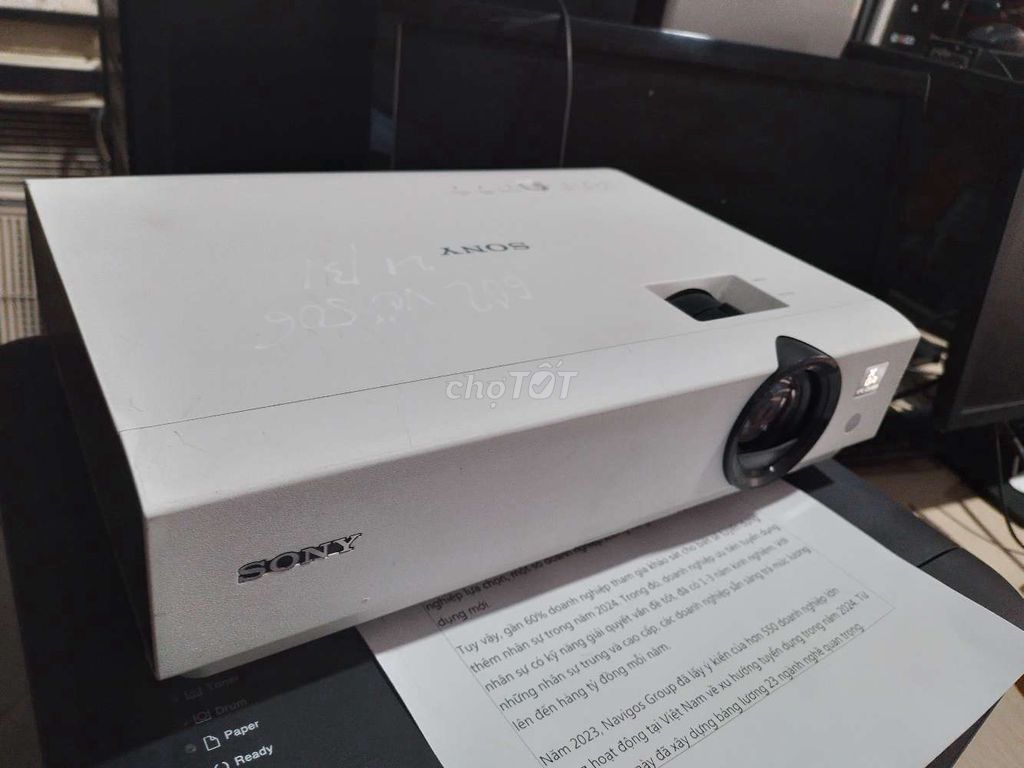 Thanh lý máy chiếu Sony VPL DX 100 zin nguyên 500h