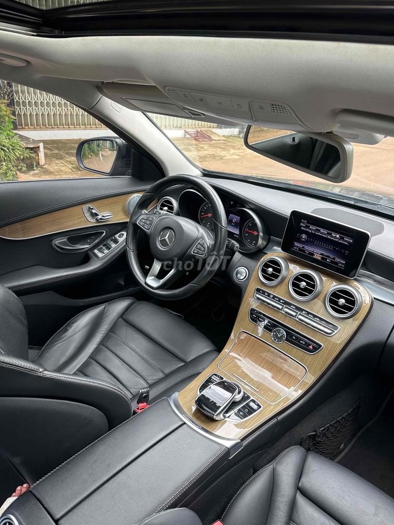 Mercedes Benz C Class 2017 C250 Exclusive. Mua bán Ô tô tại Thành phố Buôn Ma Thuột Đắk Lắk được đăng bởi AUTO Anh Phát hình 8
