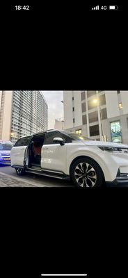 Kia Carnival 2022 Signature (trắng). Mua bán Ô tô tại Quận 1 Tp Hồ Chí Minh được đăng bởi Luong kiet