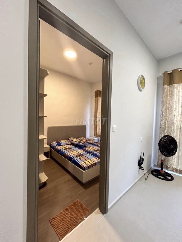 Cho thuê full nội thất, 2PN-2WC, 60m2, cc westgate