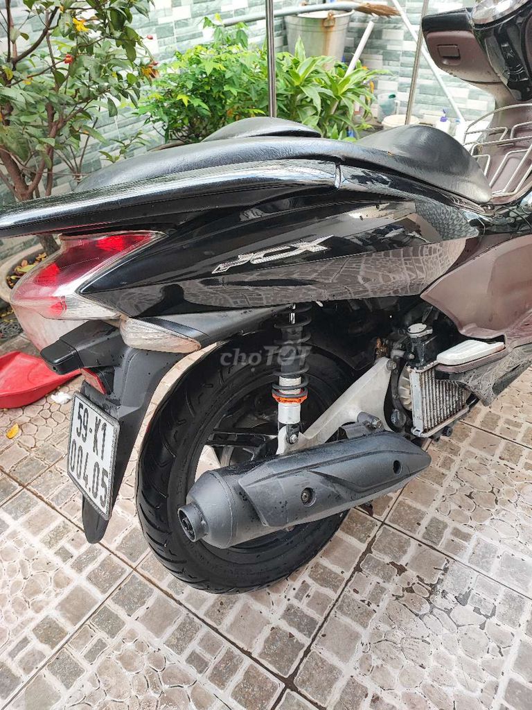Honda PCX 2010 Đen. Mua bán Xe máy tại Quận 4 Tp Hồ Chí Minh được đăng bởi Tonydao hình 4