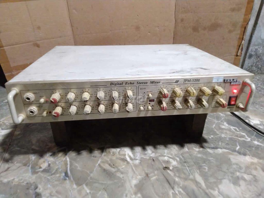 Bán vang cơ hát karaoke chỉnh nhạc nâng tiếng hay. Mua bán Tivi, Âm thanh tại Huyện Chương Mỹ Hà Nội được đăng bởi Ng hoàng hình 1