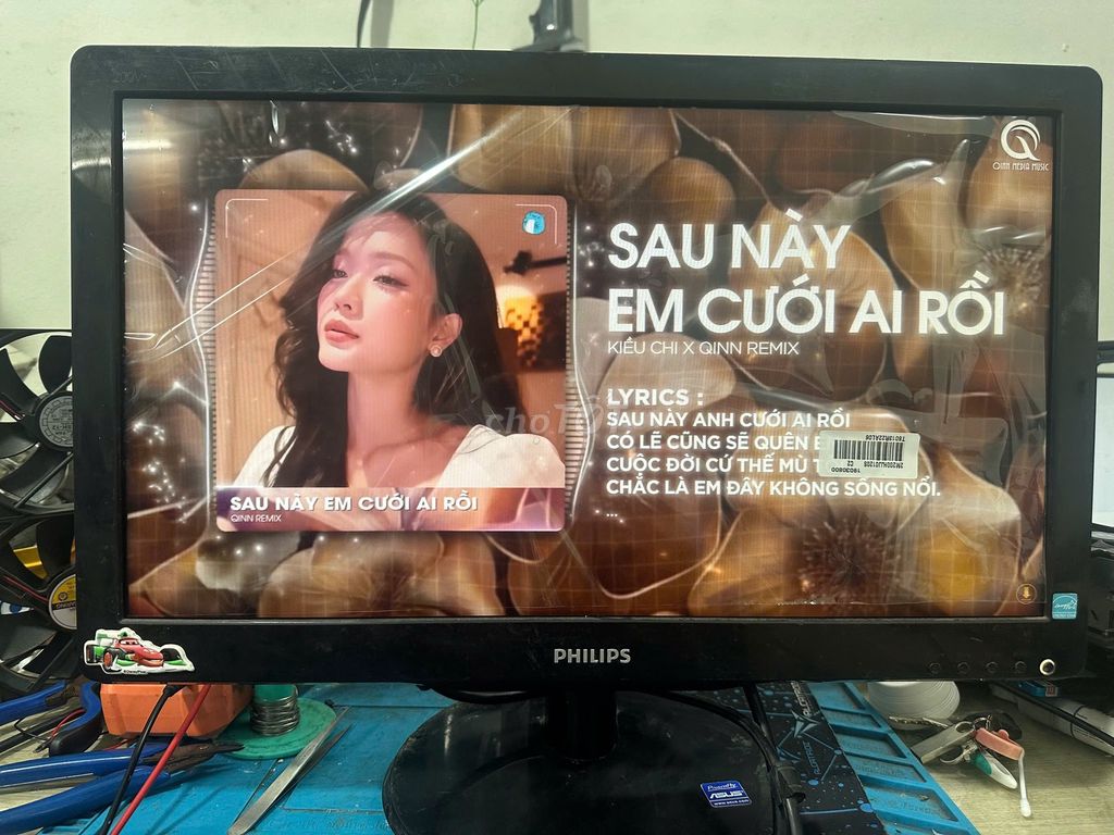 Màn hình máy tính Philips 19 inch. Mua bán Phụ kiện (Màn hình, Chuột...) tại Huyện Thanh Trì Hà Nội được đăng bởi Tuấn Bùi hình 1