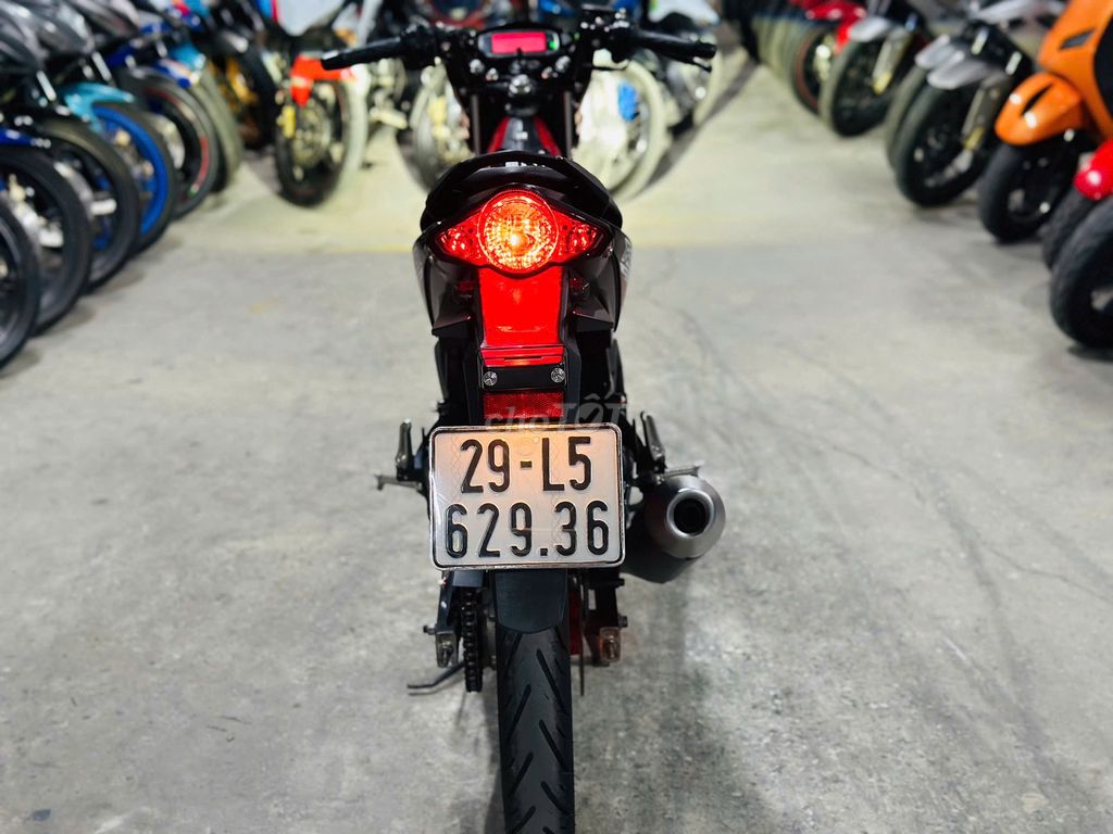 XE MÁYTHANH TÙNG_RAIDER 150 ĐỎ MỚI 99% CÓ TRẢ GÓP. Mua bán Xe máy tại Quận Nam Từ Liêm Hà Nội được đăng bởi THANH TÙNG hình 4