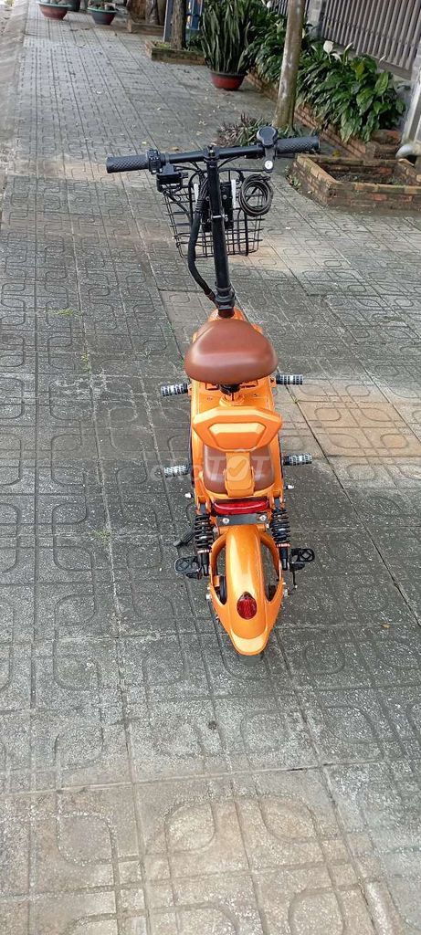 Xe đạp điện màu Cam Mới, bình khoẻ. Mua bán Xe điện tại Thành phố Thủ Đức Tp Hồ Chí Minh được đăng bởi Lê Minh Quân hình 3