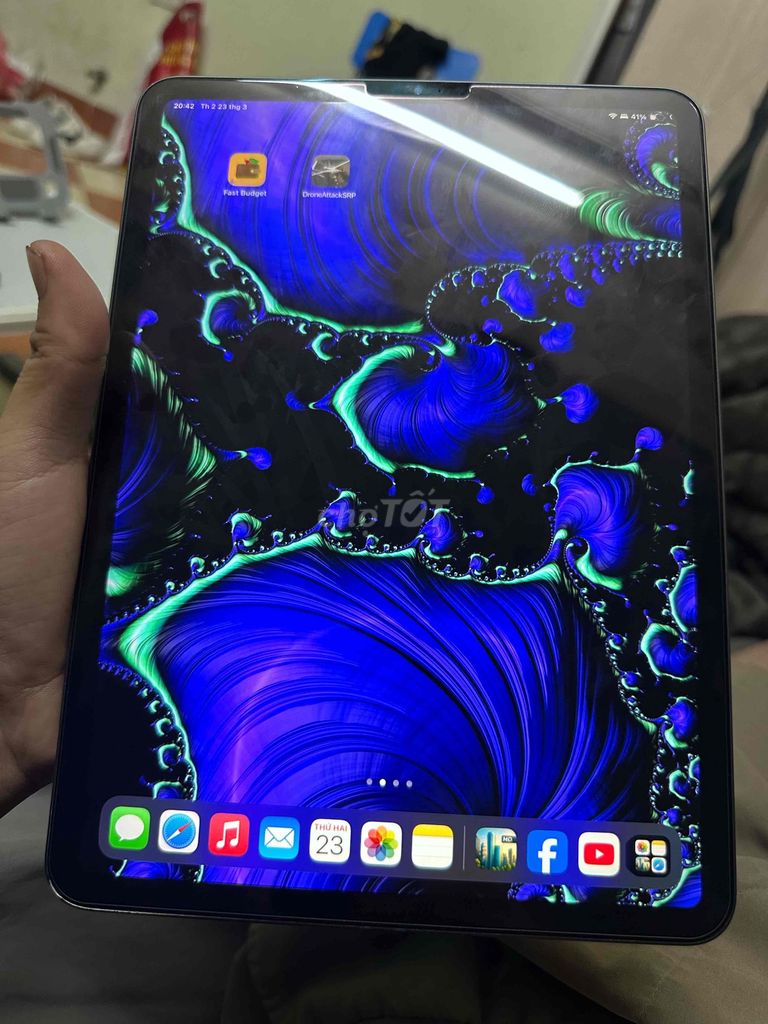 Apple iPad Pro 2018 11 inch wf 64GB Xám. Mua bán Máy tính bảng tại Quận Long Biên Hà Nội được đăng bởi Pham Long Vũ hình 1