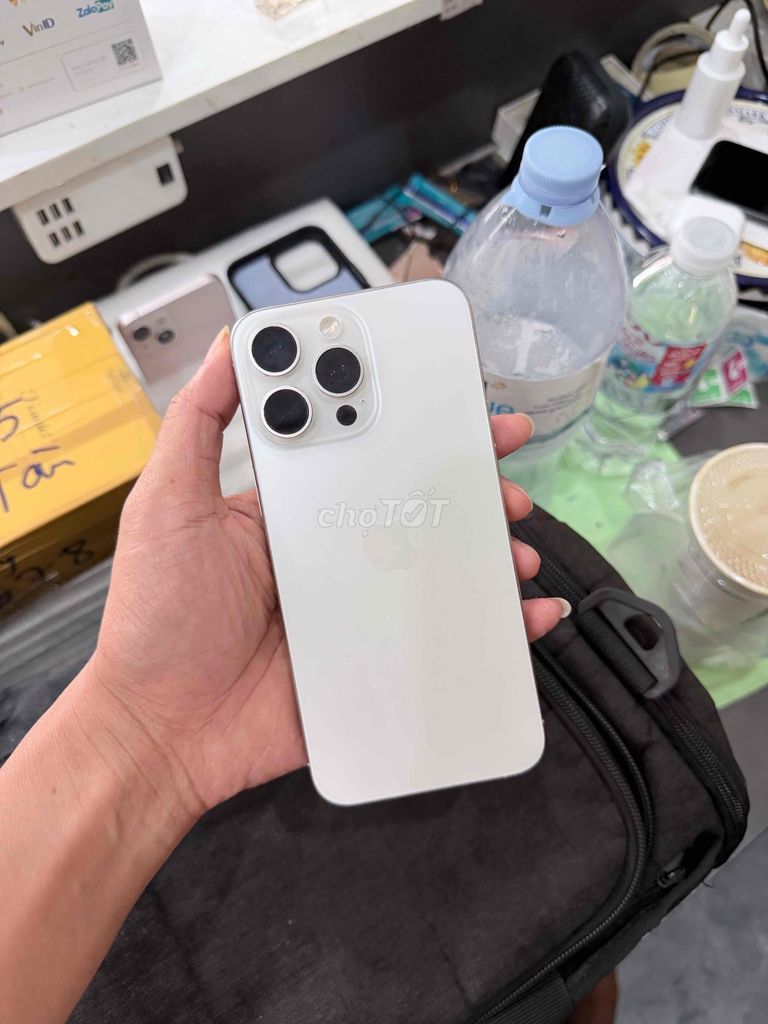15 promax 256gb trắng quốc tế Mỹ. Mua bán Điện thoại tại Huyện Châu Đức Bà Rịa - Vũng Tàu được đăng bởi Lê Quang Sáng hình 1